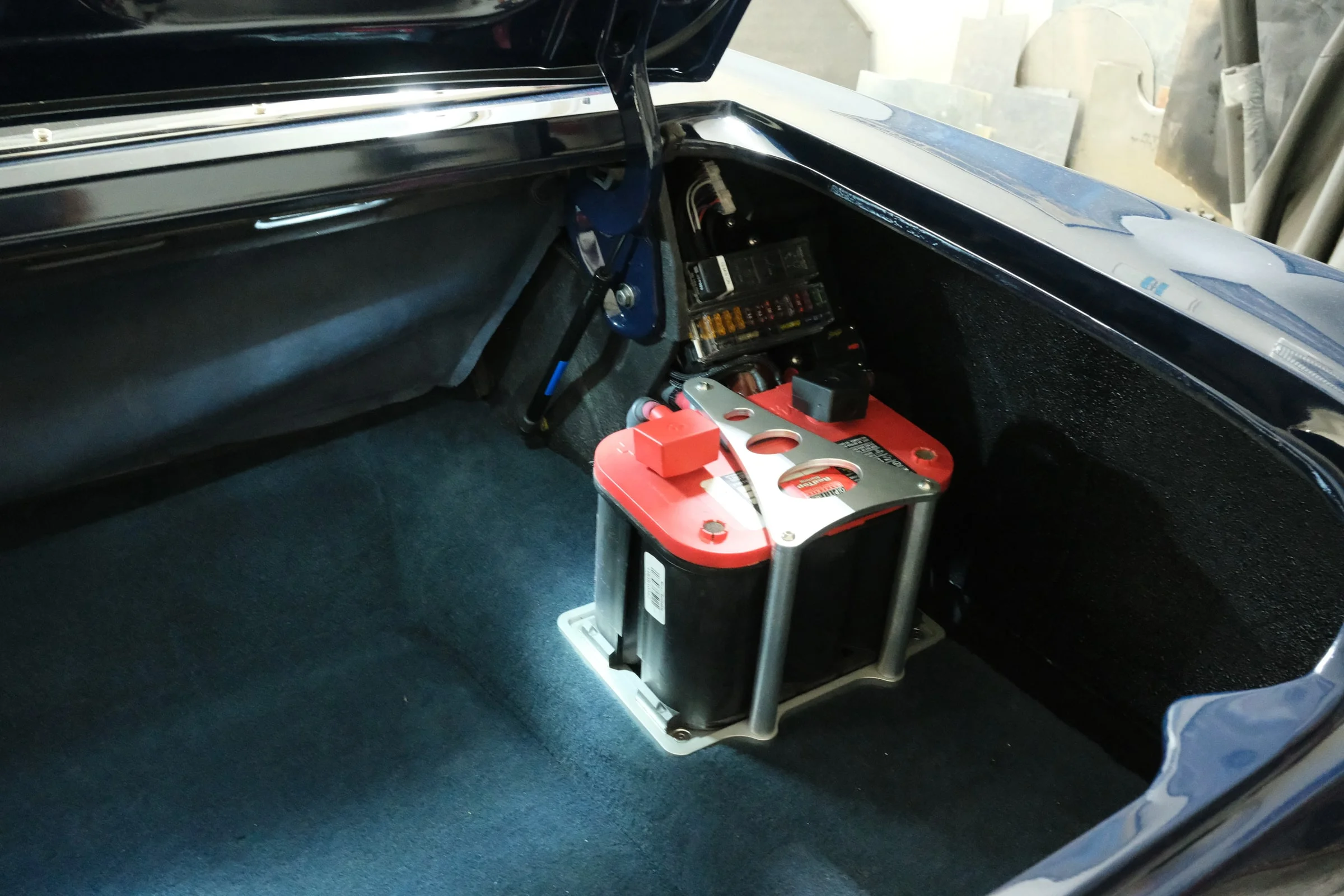 Battery and charger context