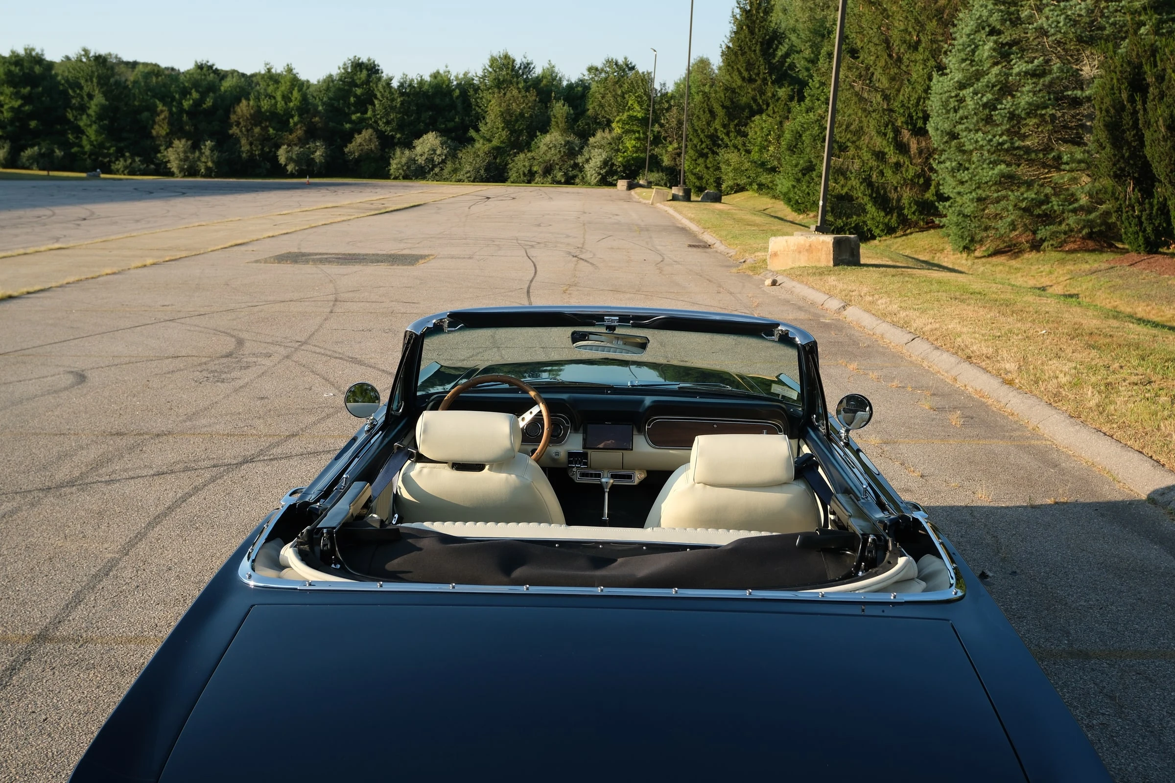 Polished Mustang exterior top-down option