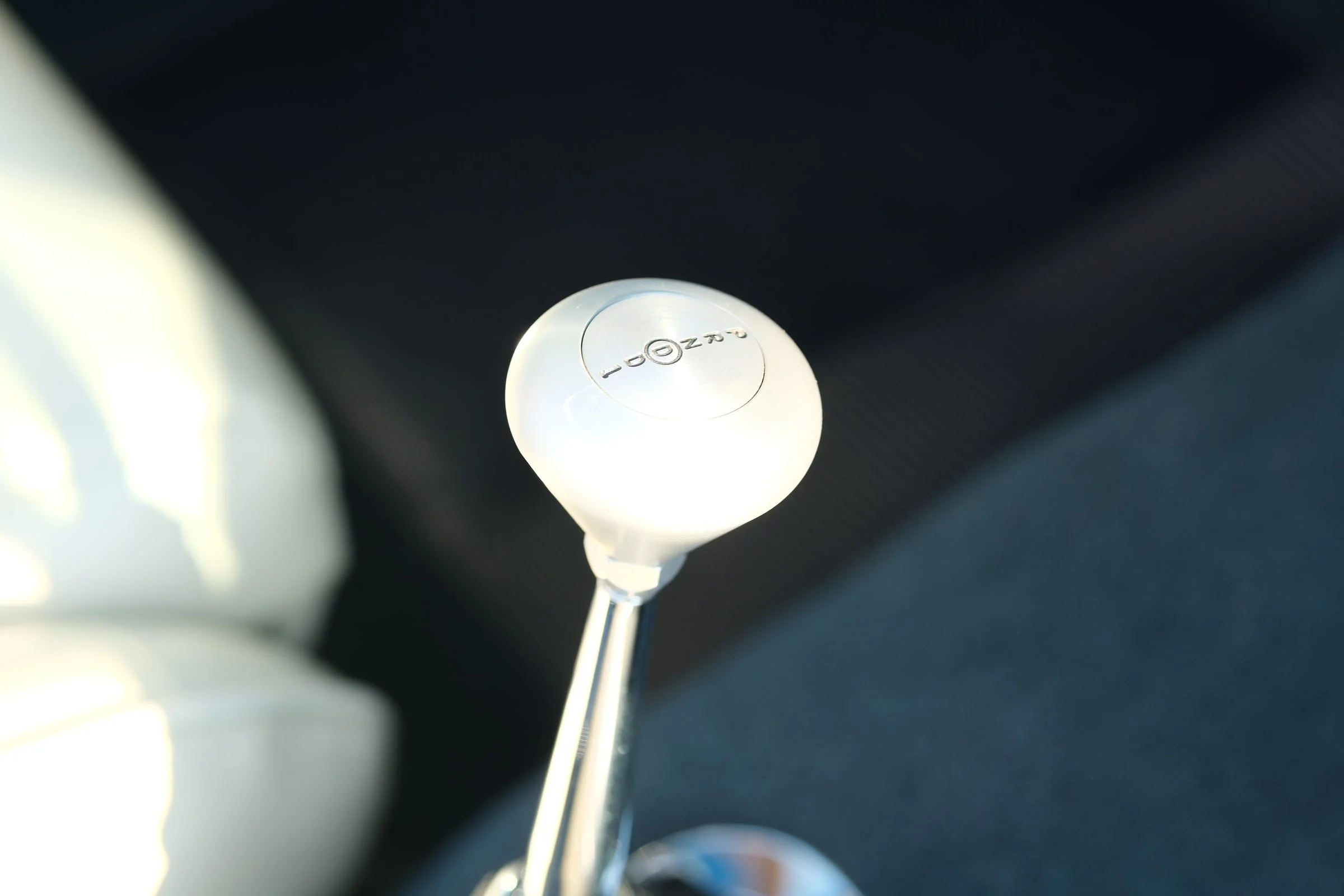 Lokar shifter