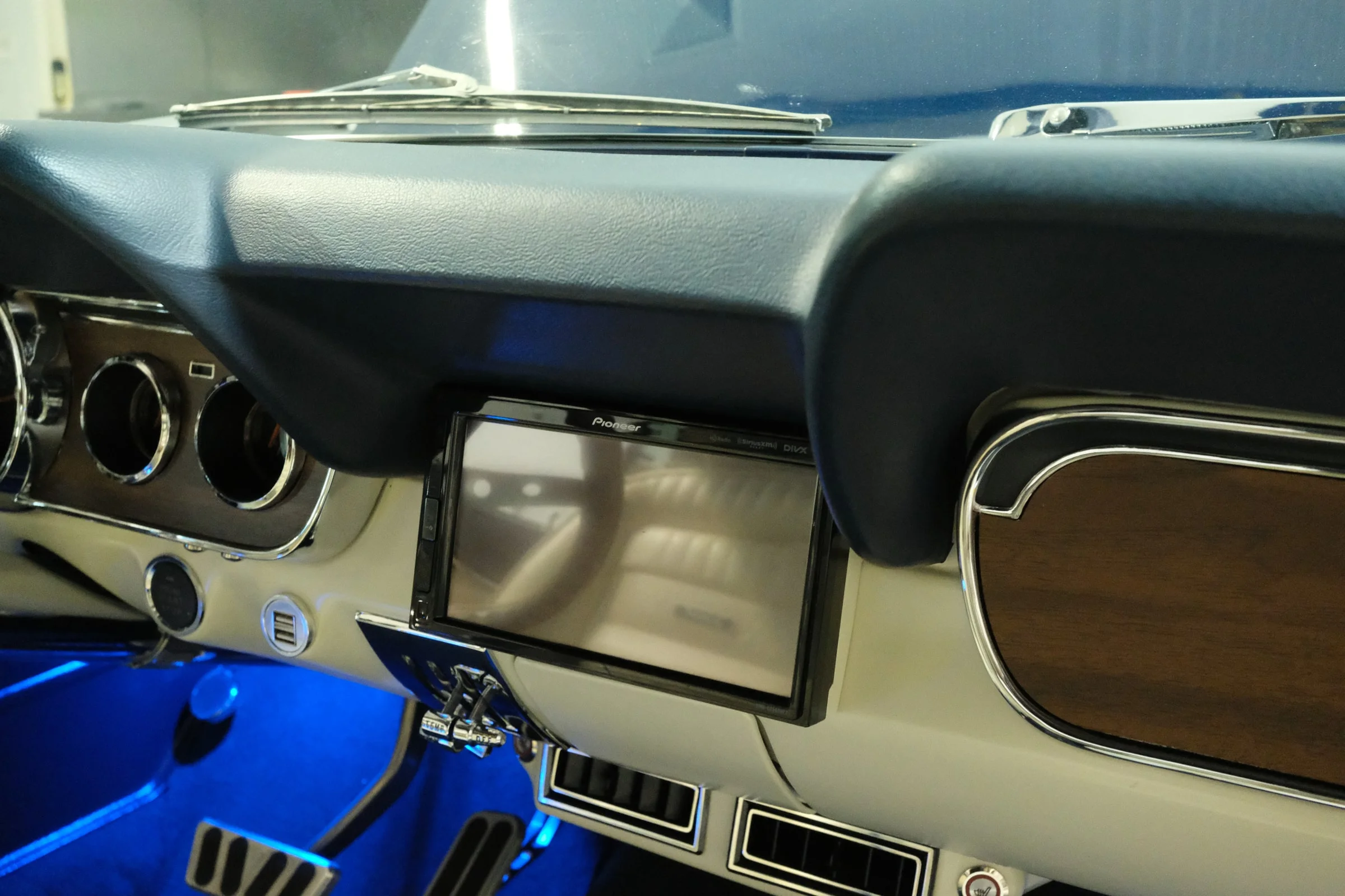 Pioneer head unit